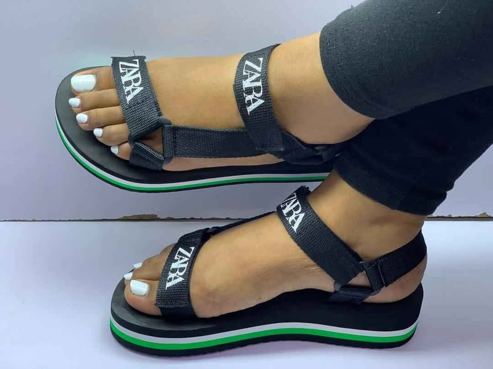 ZARA MULTICOLOURED SANDLES