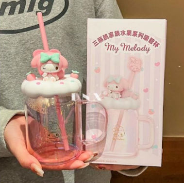 Stitch,Lotso,Winnie the Pooh,my melody and Kuromi glass tumblers Comes with straw