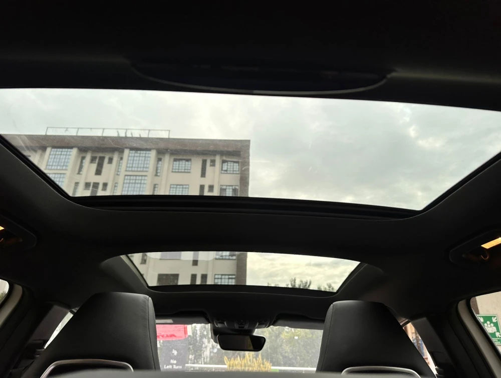 2017 MERCEDES BENZ GLA220