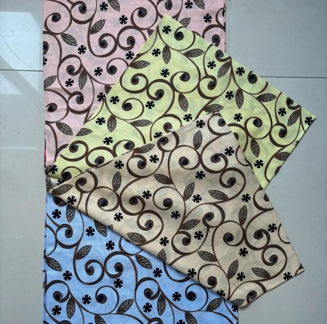 Light Colorful Deras