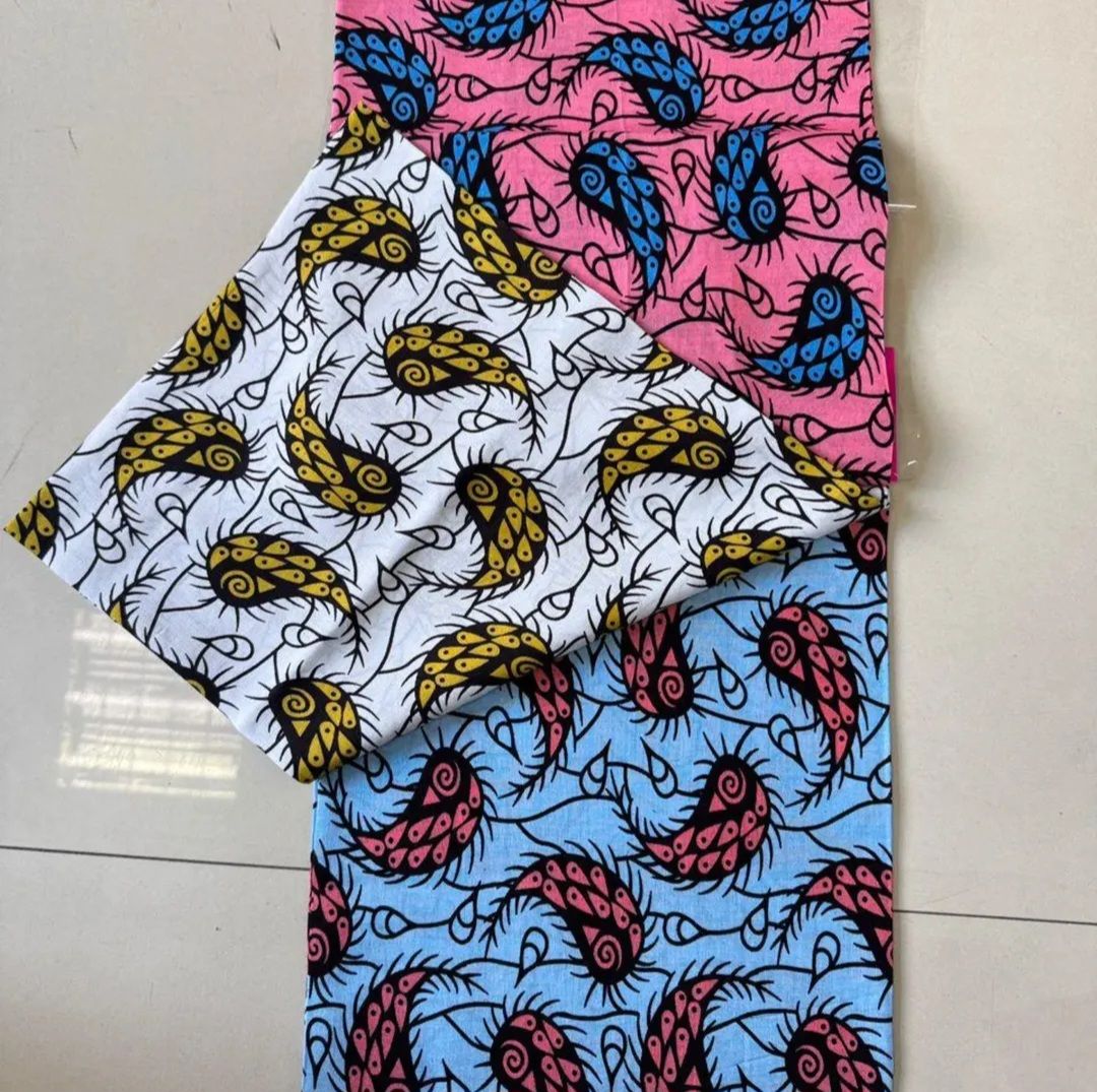 Light Colorful Deras